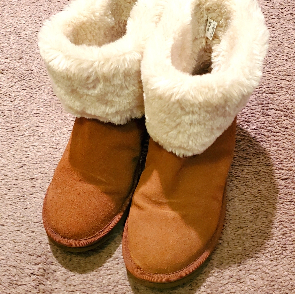 Sketchers faux fur ankle boots